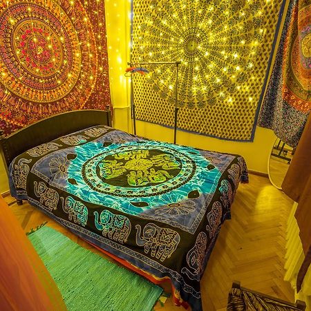 Zgarbi Hostel Тбилиси Екстериор снимка