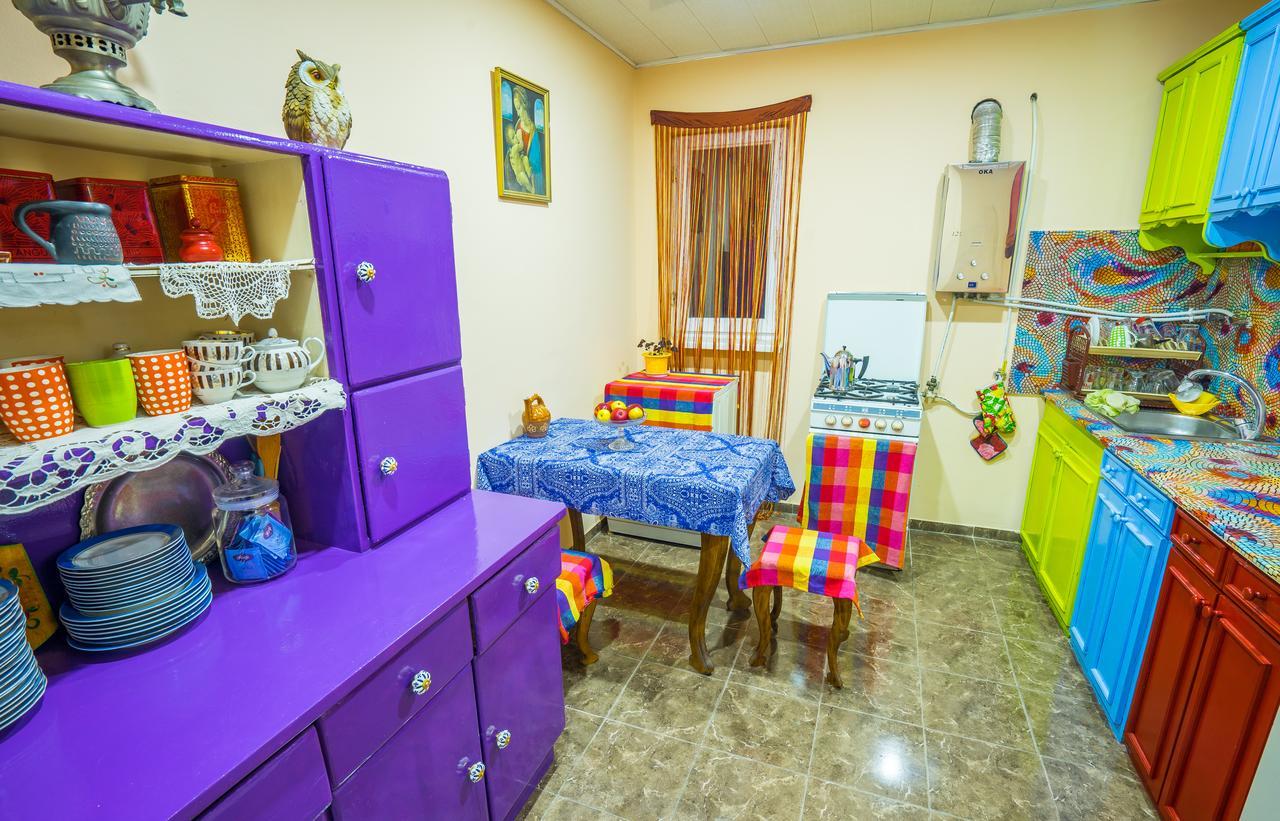 Zgarbi Hostel Тбилиси Екстериор снимка