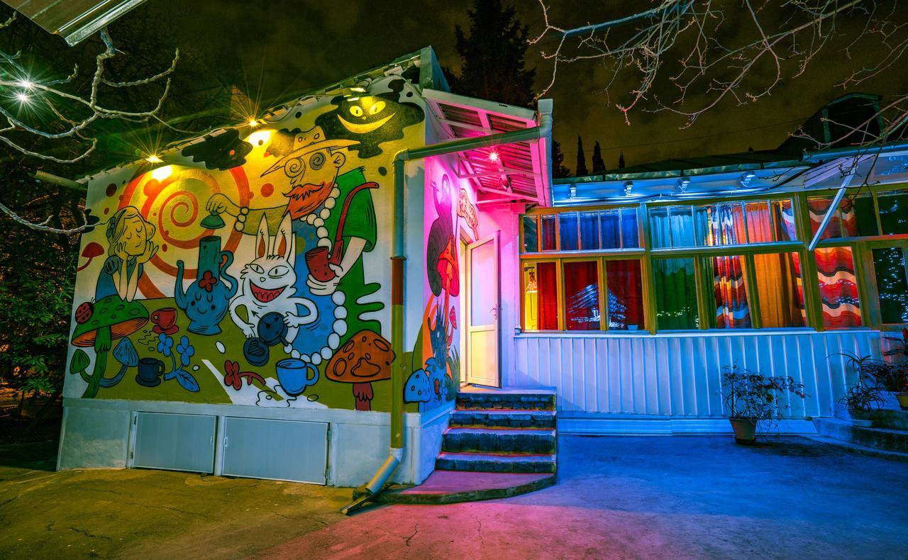 Zgarbi Hostel Тбилиси Екстериор снимка