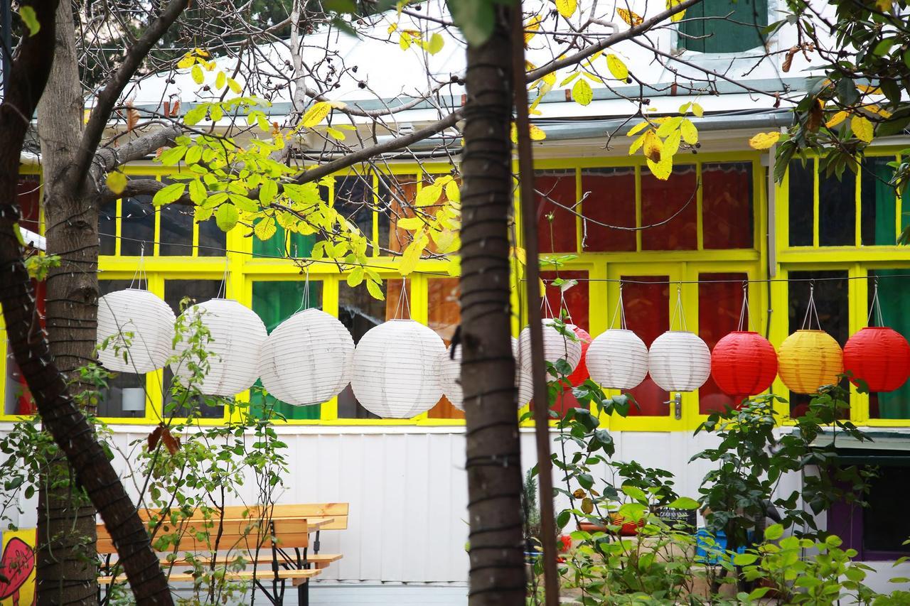 Zgarbi Hostel Тбилиси Екстериор снимка